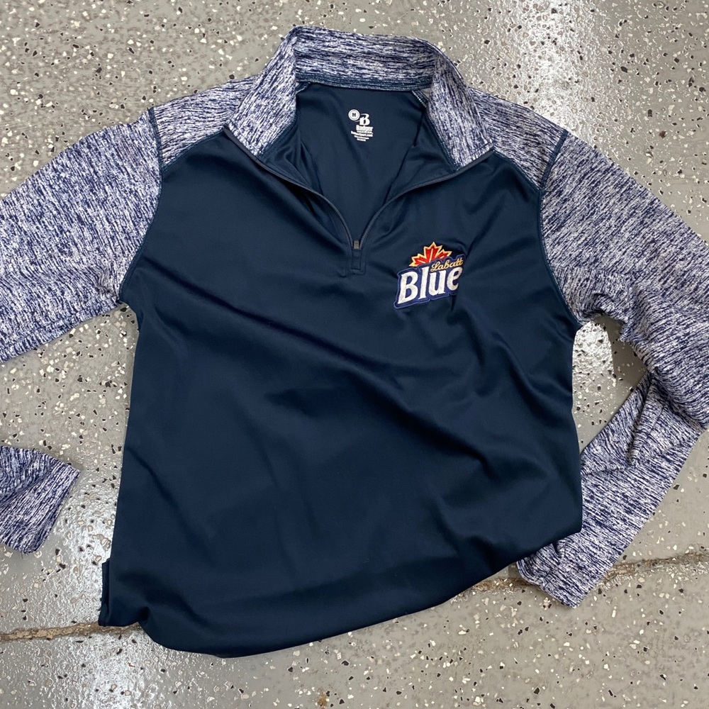 Labatt blue quarter zip medium